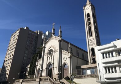 Pastoral da Educação da Diocese de Caxias do Sul prepara Missa de início de ano letivo, na Catedral Diocesana