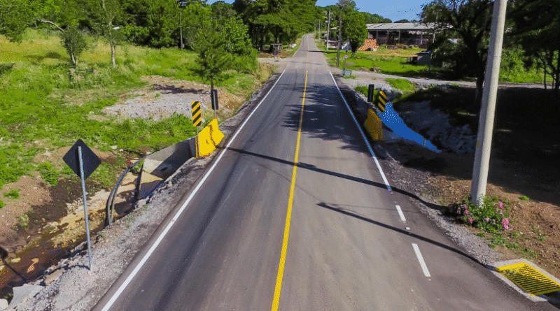 Mais melhorias: Prefeitura entrega obras em ponte da FR-33 em Linha Paese Mais melhorias: Prefeitura entrega obras em ponte da FR-33 em Linha Paese