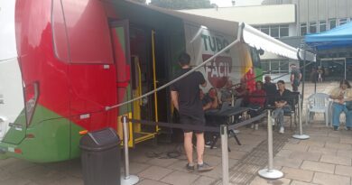 Prefeitura de Farroupilha solicita prorrogação da estadia da Unidade Móvel do Tudo Fácil RS ao Governo do Estado Prefeitura de Farroupilha solicita prorrogação da estadia da Unidade Móvel do Tudo Fácil RS ao Governo do Estado