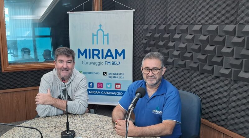 Gente que Faz: o convidado é o presidente da Comissão Comunitária da Festa da Uva e empresário Fernando Bertoto Gente que Faz: o convidado é o presidente da Comissão Comunitária da Festa da Uva e empresário Fernando Bertoto