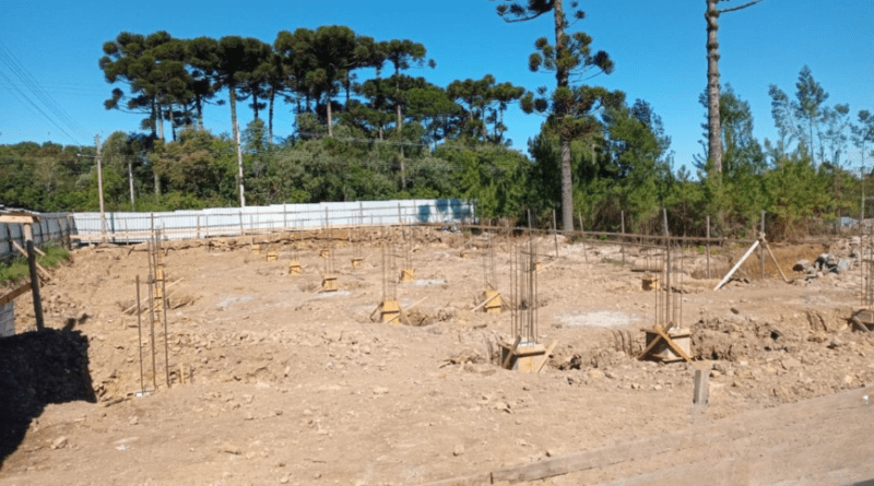 Construção da nova escola no bairro América avança em Farroupilha