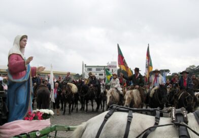 Cavalgada da Fé e Romaria dos Carros Antigos reforçam preparativos para a 147ª Romaria