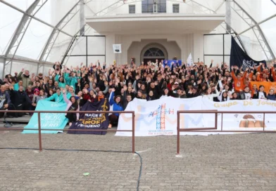Romaria da Juventude leva mais de 500 jovens ao Santuário durante 147ª Romaria de Nossa Senhora de Caravaggio Romaria da Juventude leva mais de 500 jovens ao Santuário durante 147ª Romaria de Nossa Senhora de Caravaggio