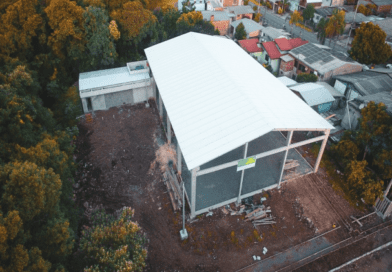 Construção da quadra poliesportiva no Primeiro de Maio segue avançando em Farroupilha