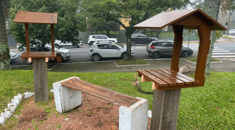 Prefeitura de Farroupilha inaugura meliponário e promove ações de conscientização sobre a importância das abelhas Prefeitura de Farroupilha inaugura meliponário e promove ações de conscientização sobre a importância das abelhas