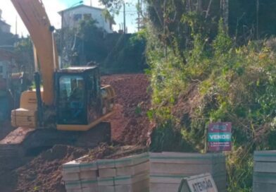 Prefeitura de Farroupilha avança para o segundo trecho da pavimentação da Rua Seberi, no bairro Primeiro de Maio
