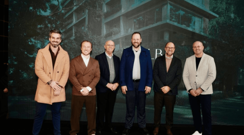 Prefeito participa de lançamento de empresa com investimento de R$ 50 milhões Prefeito participa de lançamento de empresa com investimento de R$ 50 milhões