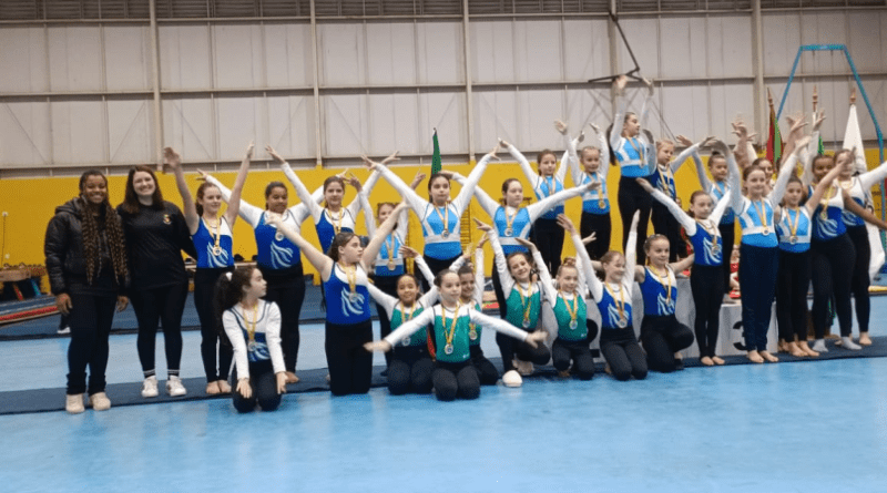 Ginastas de Farroupilha se destacam na I Etapa da Copa Escolar de Ginástica Artística, em Canoas Ginastas de Farroupilha se destacam na I Etapa da Copa Escolar de Ginástica Artística, em Canoas