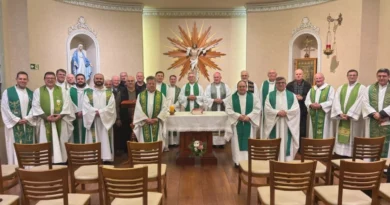 Padres da Diocese de Caxias do Sul vivenciam retiro anual de espiritualidade