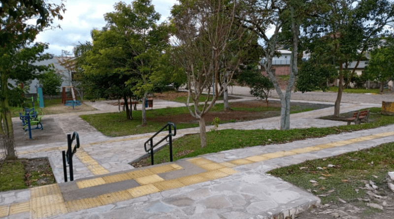 Obras de melhorias na Praça do bairro Bela Vista chegam à fase final