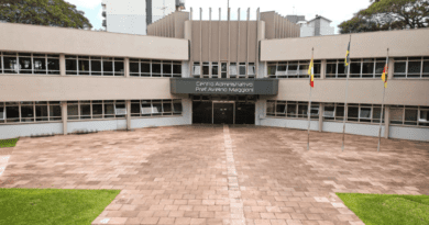 Agentes do IBGE realizam pesquisas domiciliares em Linha Alencastro e no Burati ao longo desta semana Agentes do IBGE realizam pesquisas domiciliares em Linha Alencastro e no Burati ao longo desta semana
