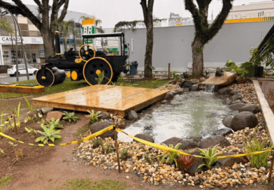 Obras de melhorias na Praça do Trator entram na fase final visando inauguração do Centro de Atendimento ao Turista Obras de melhorias na Praça do Trator entram na fase final visando inauguração do Centro de Atendimento ao Turista