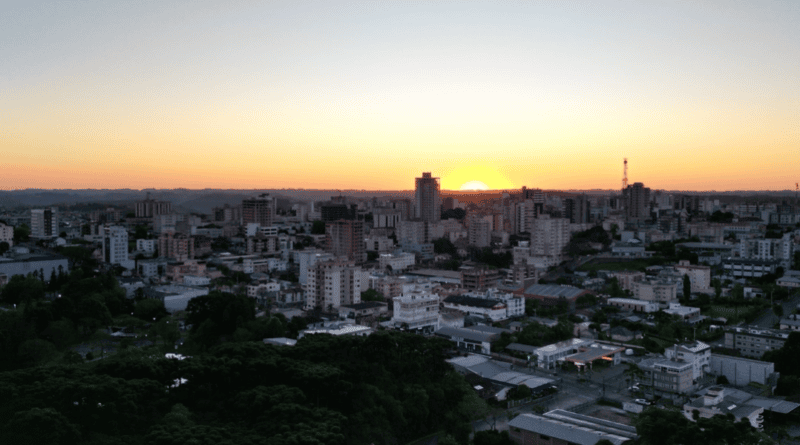 Agentes do IBGE realizam pesquisas domiciliares em Linha Julieta nesta segunda-feira Agentes do IBGE realizam pesquisas domiciliares em Linha Julieta nesta segunda-feira