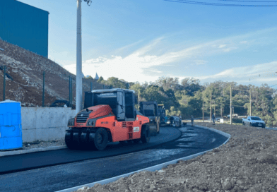 Segundo trecho da Avenida dos Imigrantes começa a receber a nova camada asfáltica
