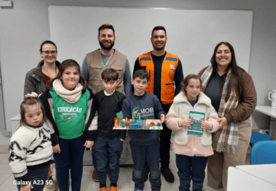 Defesa Civil Municipal palestra para alunos do Contraturno do SESI sobre prevenção e cuidados em enchentes