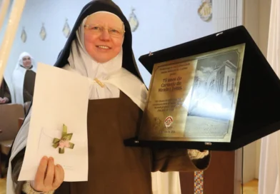 Missa Solene presidida por Dom José Gislon marca os 75 anos do Carmelo do Menino Jesus de Caxias do Sul Missa Solene presidida por Dom José Gislon marca os 75 anos do Carmelo do Menino Jesus de Caxias do Sul