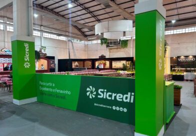 Sicredi Serrana fortalece relacionamento em eventos regionais