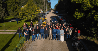 Prefeitura assina ordem de início das obras de asfaltamento da Estrada Luiz Carlos Pasa Prefeitura assina ordem de início das obras de asfaltamento da Estrada Luiz Carlos Pasa