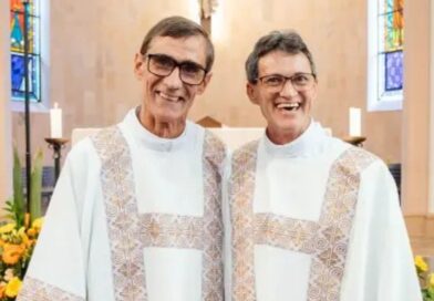Manoel Dresch e Volmir Pagliarini são ordenados diáconos permanentes por Dom José Gislon, em Carlos Barbosa Manoel Dresch e Volmir Pagliarini são ordenados diáconos permanentes por Dom José Gislon, em Carlos Barbosa
