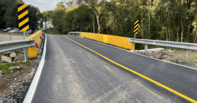 Prefeitura realiza entrega da ponte da FR-17, em Linha Machadinho
