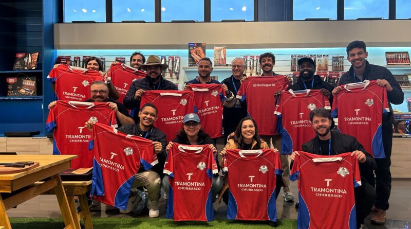 Tramontina recebe squad de influenciadores para conhecer fábrica Tramontina recebe squad de influenciadores para conhecer fábrica