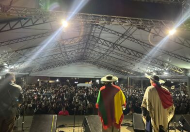 Festejos Farroupilhas movimenta o Largo Carlos Fetter no primeiro fim de semana de evento