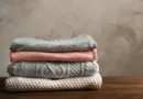 Solidariedade que aquece: campanha de inverno da Cáritas da Diocese de Caxias do Sul distribui 40 mil peças de roupa