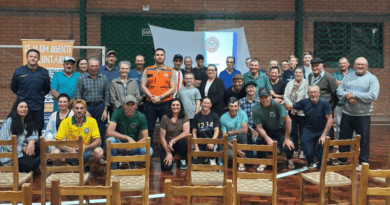 Defesa Civil Municipal e Corpo de Bombeiros realizam capacitação com moradores de comunidades do 4º Distrito para casos de riscos Defesa Civil Municipal e Corpo de Bombeiros realizam capacitação com moradores de comunidades do 4º Distrito para casos de riscos