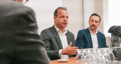 Prefeito em Exercício de Farroupilha tem encontro com diretoria da Agência Estadual de Regulação para apresentação de demandas municipais Prefeito em Exercício de Farroupilha tem encontro com diretoria da Agência Estadual de Regulação para apresentação de demandas municipais
