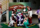 Papai Noel chega à Fantástica Fábrica de Suco Aurora para uma tarde de magia e diversão