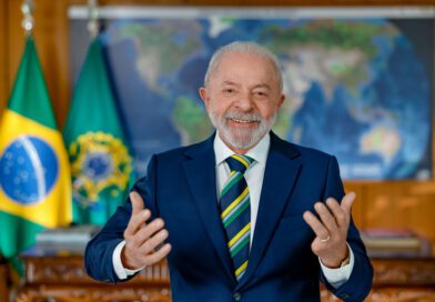 Lula é reeeito para o quarto mandato com mais de 51 por cento dos votos