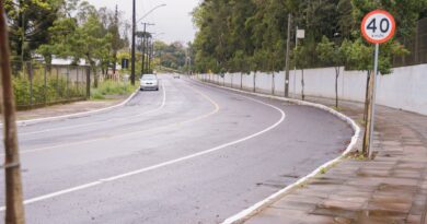 Prefeitura realiza entrega da pavimentação asfáltica da Rua Raineri Petrini Prefeitura realiza entrega da pavimentação asfáltica da Rua Raineri Petrini