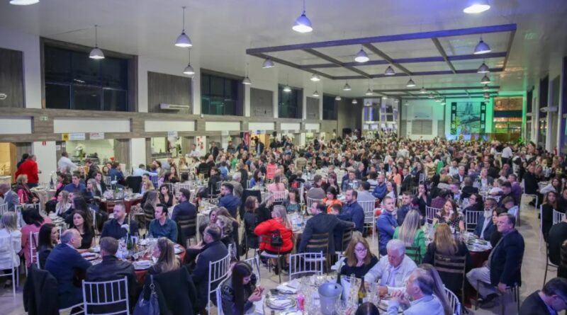 Jantar do Peixe 2026: evento celebra 25 anos de gastronomia e solidariedade Jantar do Peixe 2026: evento celebra 25 anos de gastronomia e solidariedade